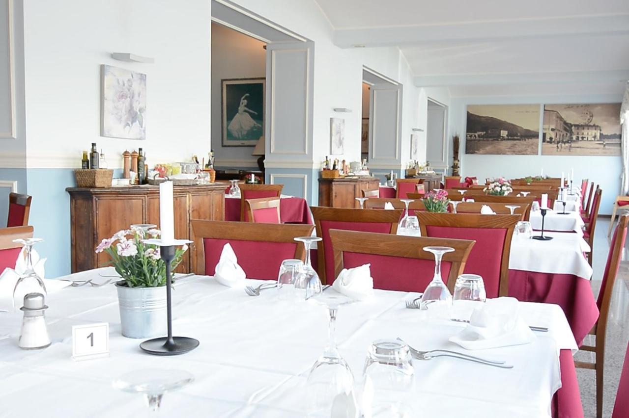 Hotel Risi Colico Luaran gambar